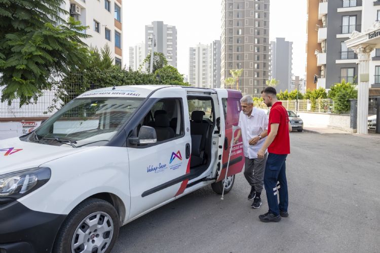 Onkoloji hastalarna cretsiz servis hizmeti