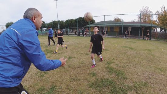 Pandeminin olumsuz etkilerini sporla atyorlar