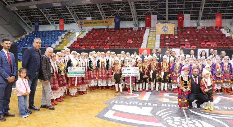 Toroslar Belediyesi Halk Oyunlar ekibi, yine ampiyon