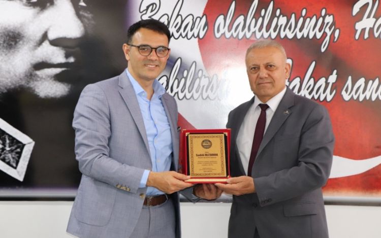 Esnaftan Altunoka plaket