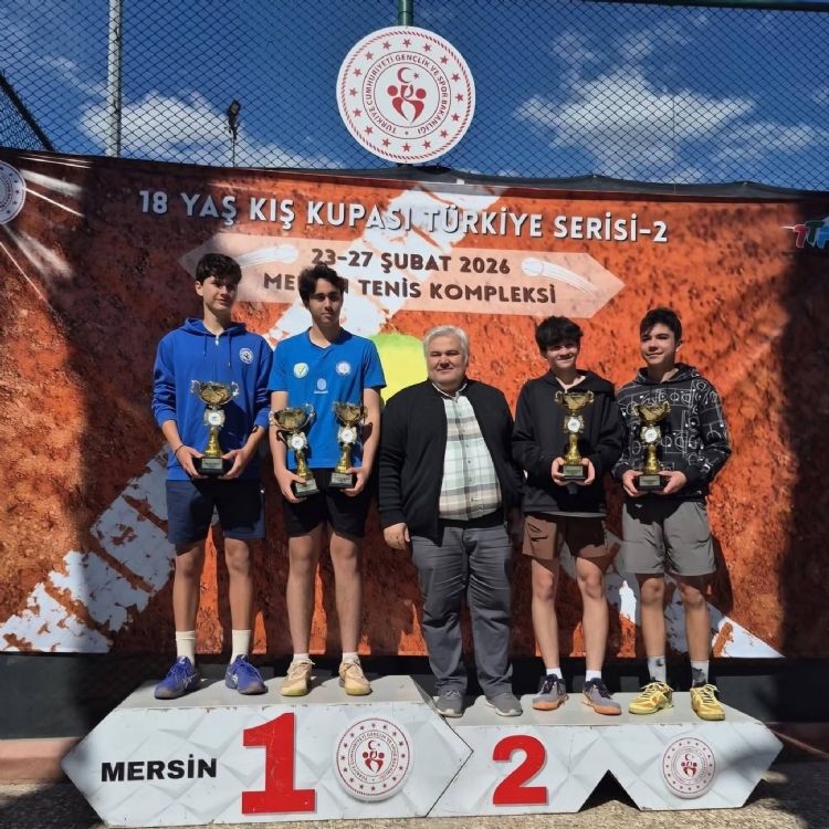 Gen� raketler nefes kesti