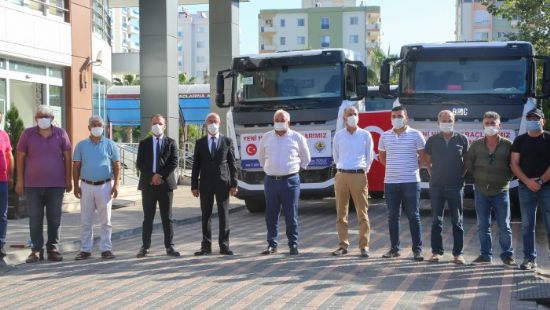 Erdemli Belediyesi, ara filosuna 5 yerli retim kamyon ekledi