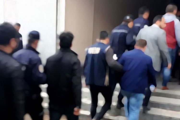 47 ilde DEAޒa ynelik dzenlenen operasyonlarda 298 pheli yakaland