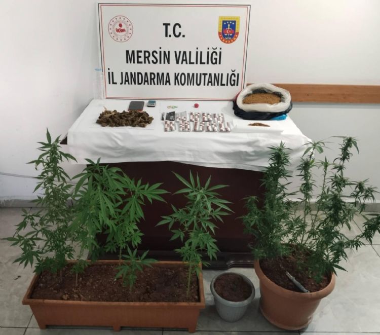 Mersin’de uyuturucu taciri 3 pheli yakaland