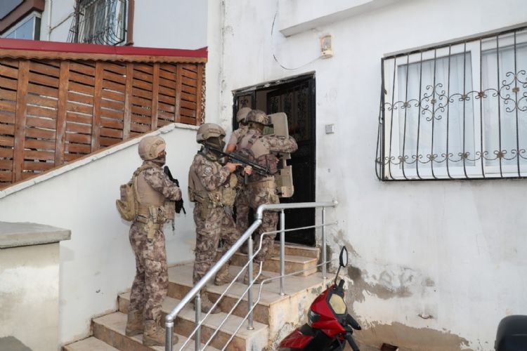 PKK operasyonunda 7 kii tutukland