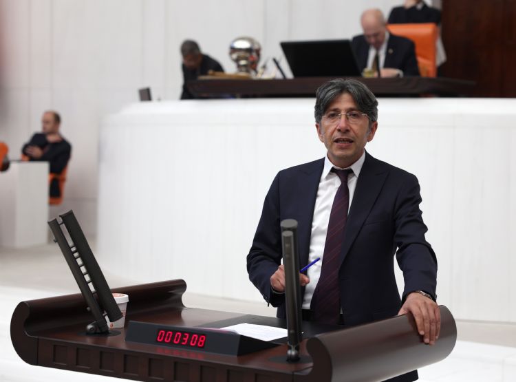 ��st ge�it yap�lm�� olsayd� 3 gencimiz hayatta olacakt��