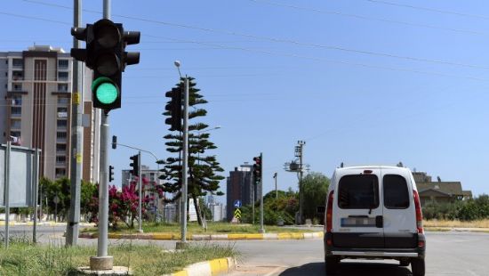 Bykehir Belediyesi, 20. Caddedeki kavaa trafik sinyalizasyon sistemi kurdu