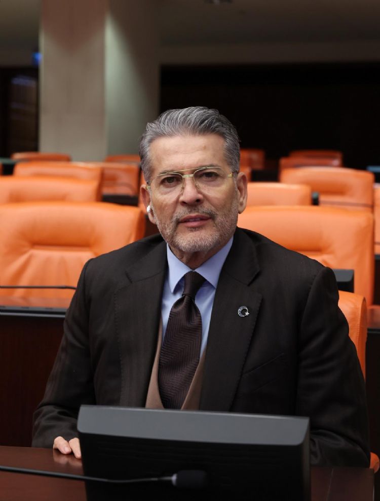 �Seyhan Nehri ta�k�n� sonras� Tarsus�ta yaralar sar�l�yor�