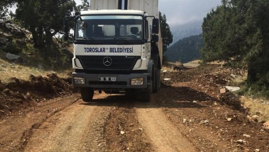 Toroslar Belediyesi yayla yollarnda bakm ve onarm yapyor