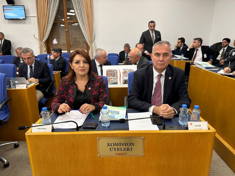 Mersin iktidar eliyle kirletiliyor