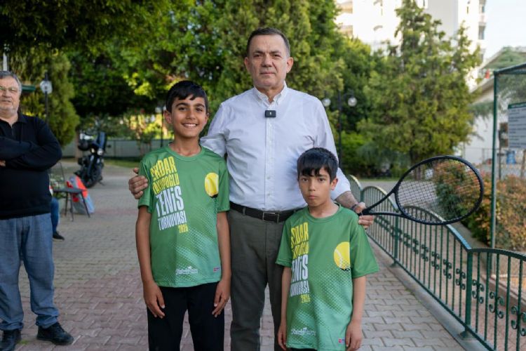 Yeni�ehir�de ku�aklar kortta bulu�tu