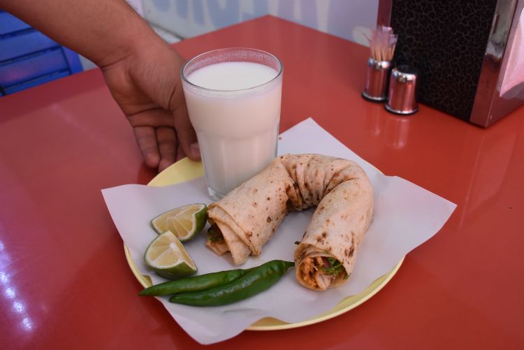 Sokak lezzetleri l�ks oldu