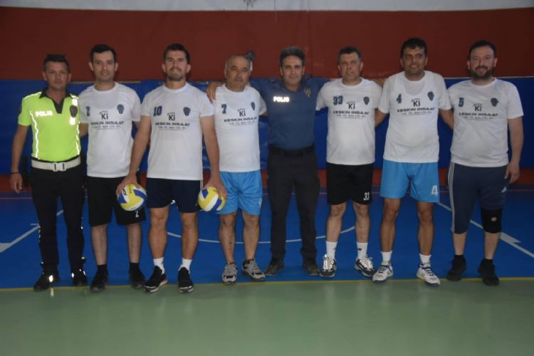 Emniyet filede ampiyon
