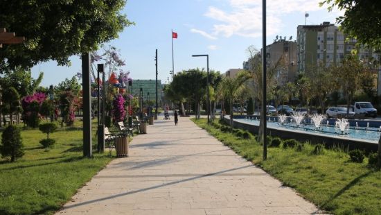 Mersin’de park ve yeil alanlar normalleme dnemine hazrlanyor