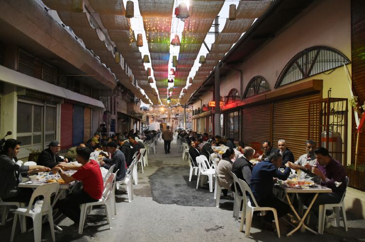 Halk Restoranda her gn cretsiz iftar yemei