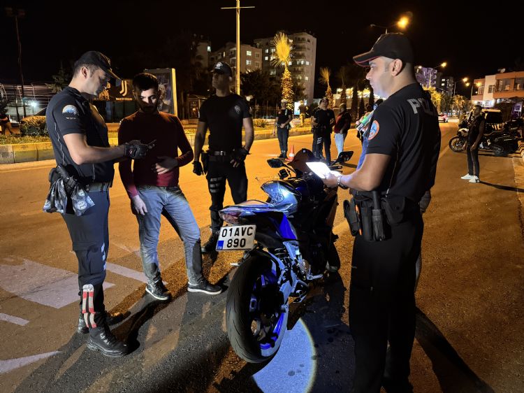 Mersin’de motosiklet srclerine ynelik ’ok uygulama’