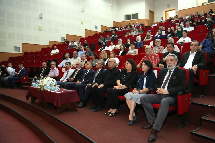 Erdal Baykan iin MEܒde<br>anma treni dzenlendi