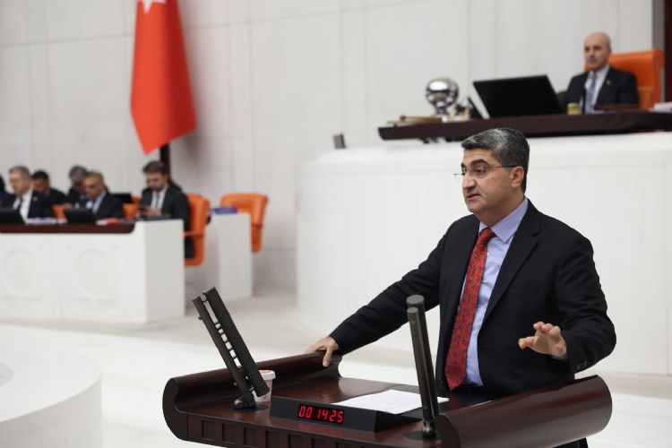 Mersin�in sa�l�k projeleri neden tamamlanm�yor?