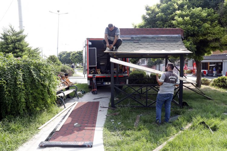 Belediye, park eyalarn kendisi retiyor