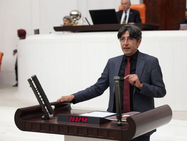 Milletvekili Bozandan Tarsusta yurt rant iddias