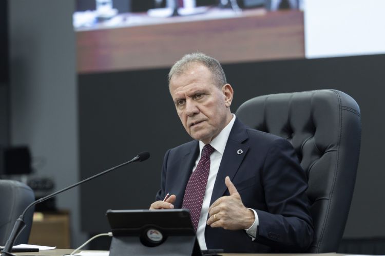 �Mutlak butlan karar�; demokrasiyle ve siyasi etikle ba�da�mayan bir karard�r�