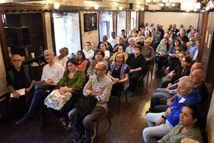 Felsefe tutkunlar festivalde bulutu