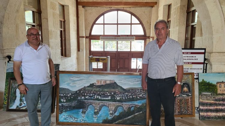 77 yanda 77 resimle sergi at