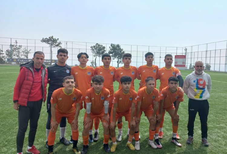 U-16 ampiyonasnda Mersini 3 takm temsil edecek