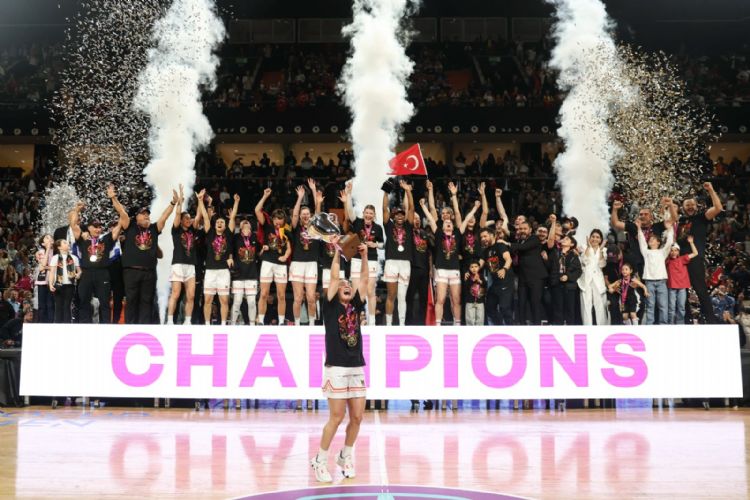 �imsa �BK Mersin diye yaz�l�r, Avrupa �ampiyonu diye okunur: ANADOLU�NUN 10. YIL MAR�I