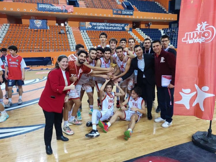 Gen erkekler A-Basketbolda il birincisi Tarsustan